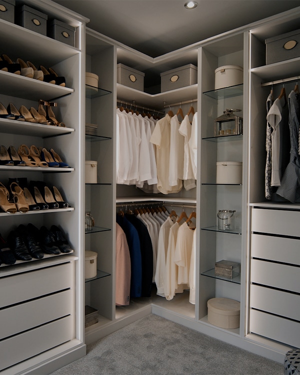 Fitted closet shop